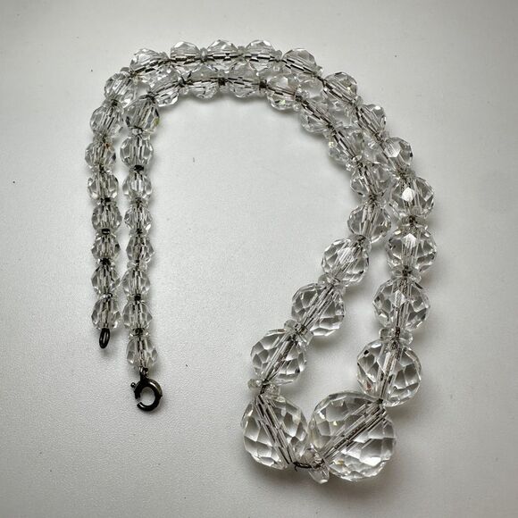 15" Vintage graduated rock crystal all strung on a sterling silver chain! - Picture 4 of 16